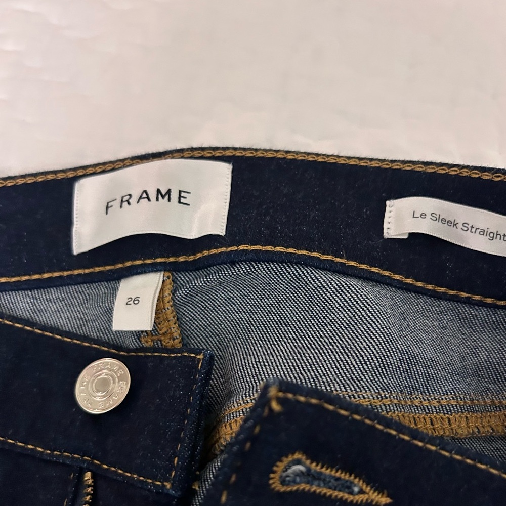 Frame Le Sleek Straight Jeans - Picture 8 of 12